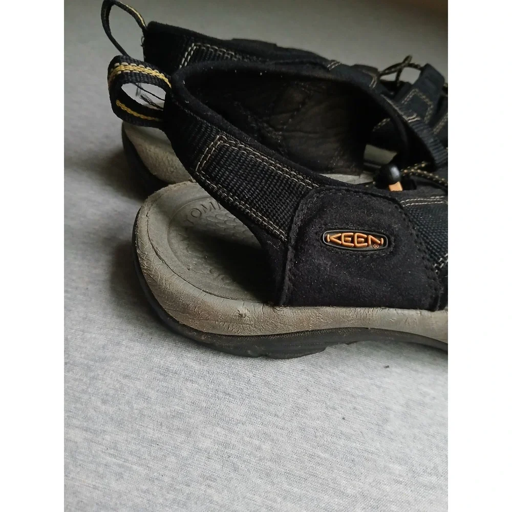 Keen Sandals Mens 14 Newport H2 Cap Toe Outdoor Hiking Comfort